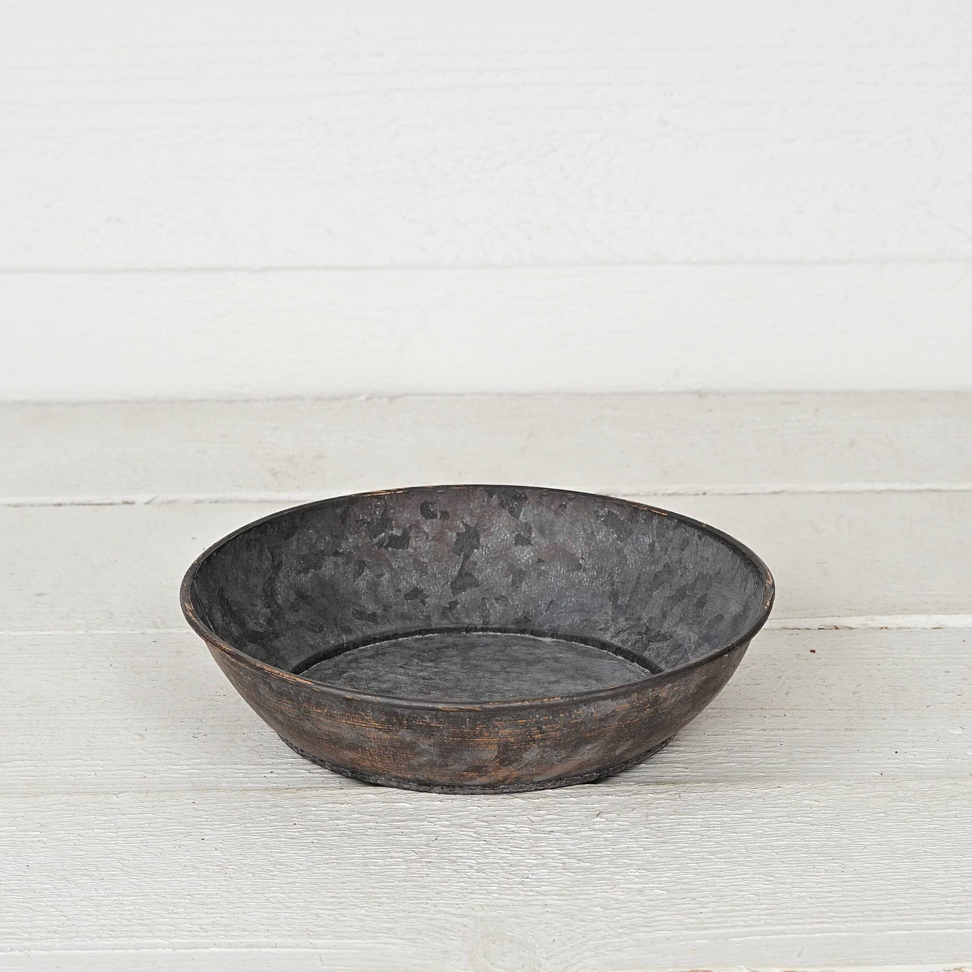 Antique Pewter Dish 8.5in