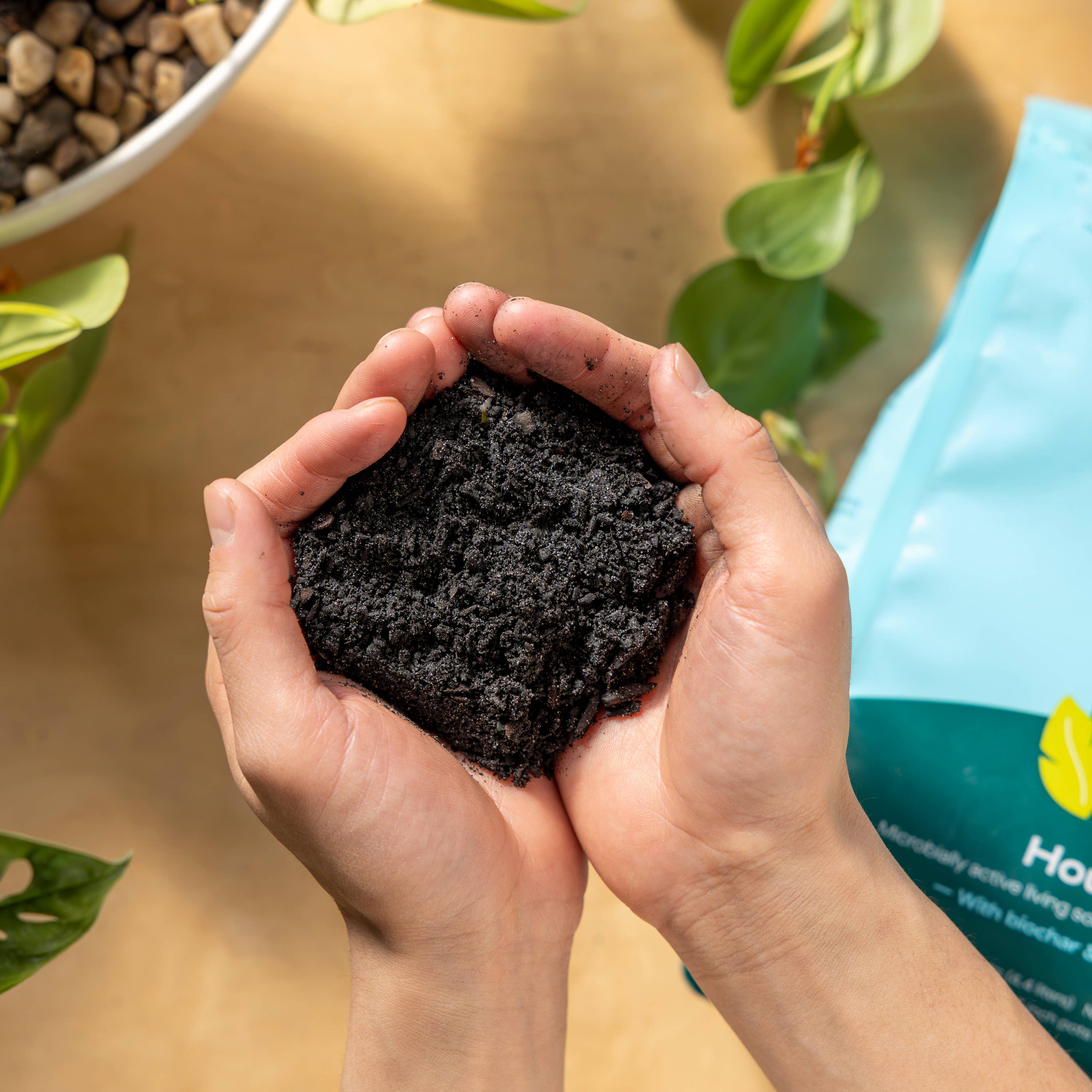 potting soil mix for herbs 8qt Organic potting soil mix, indoor, houseplant & herbs