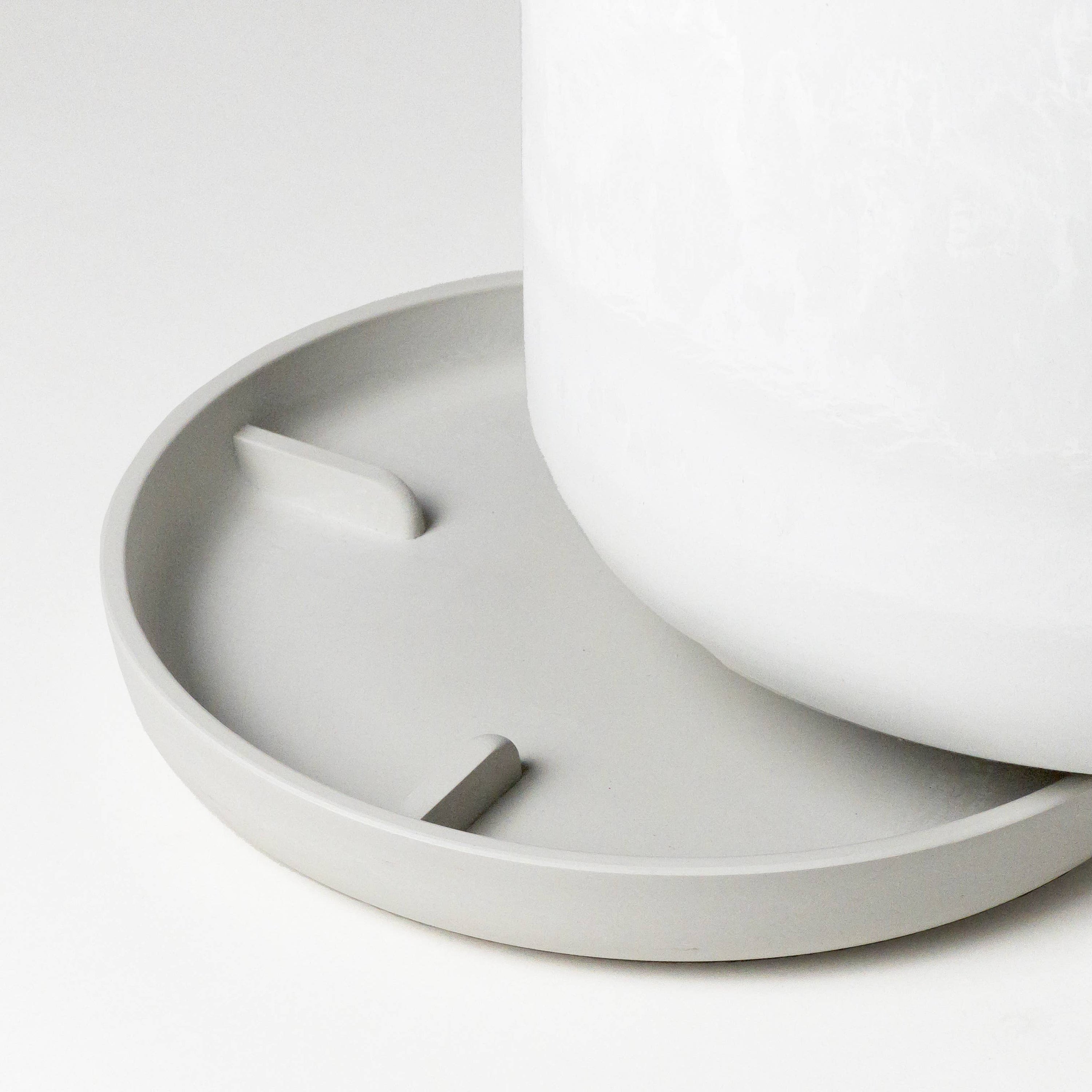 9" Signature Stone Planter & Saucer | White Stone