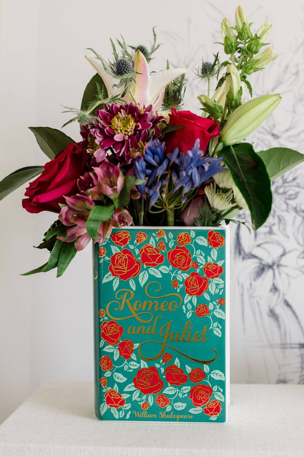 Large Ceramic Decorative Book Vase: 'Romeo and Juliet'