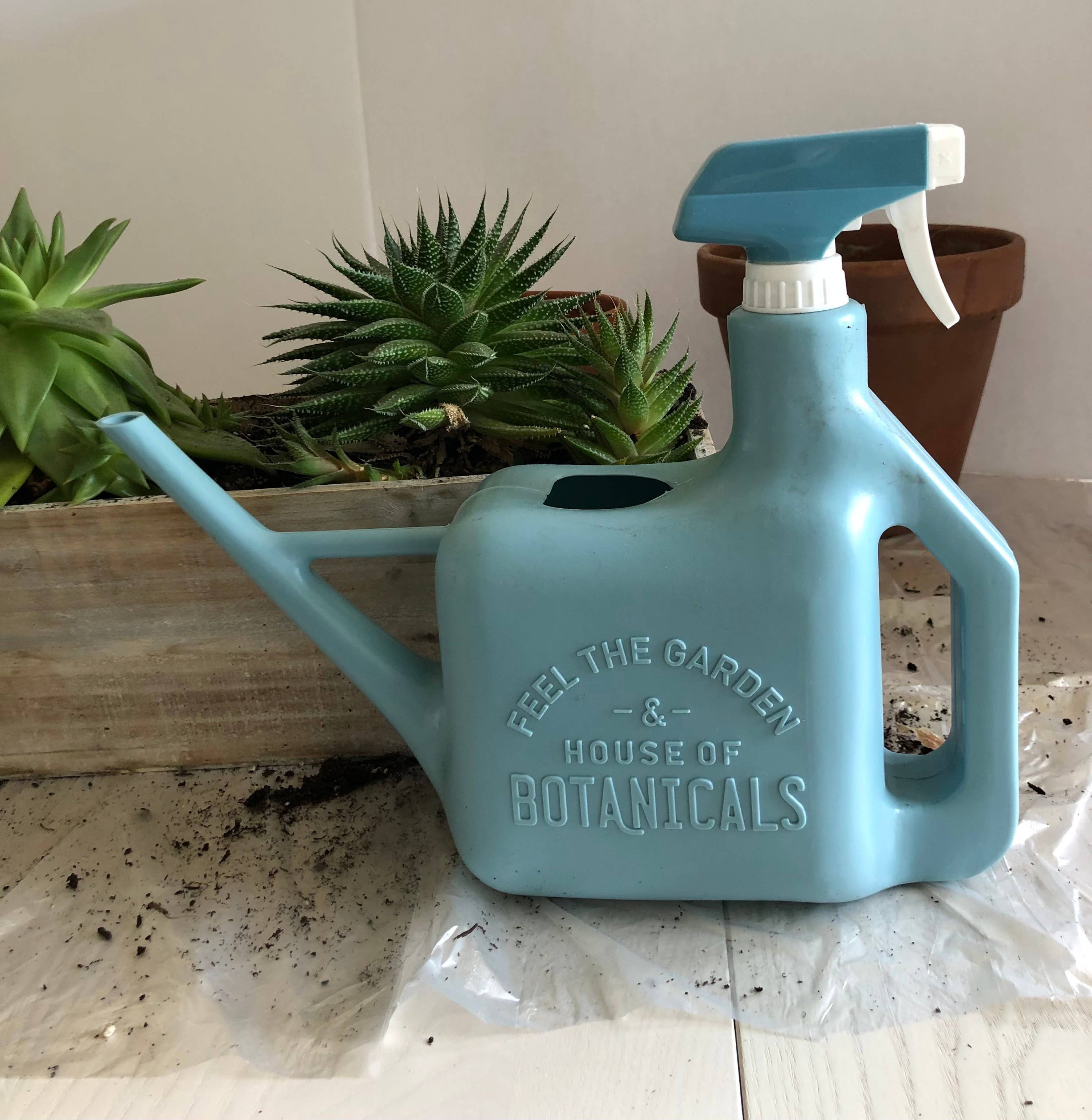 Spray Sprinkler: Cream