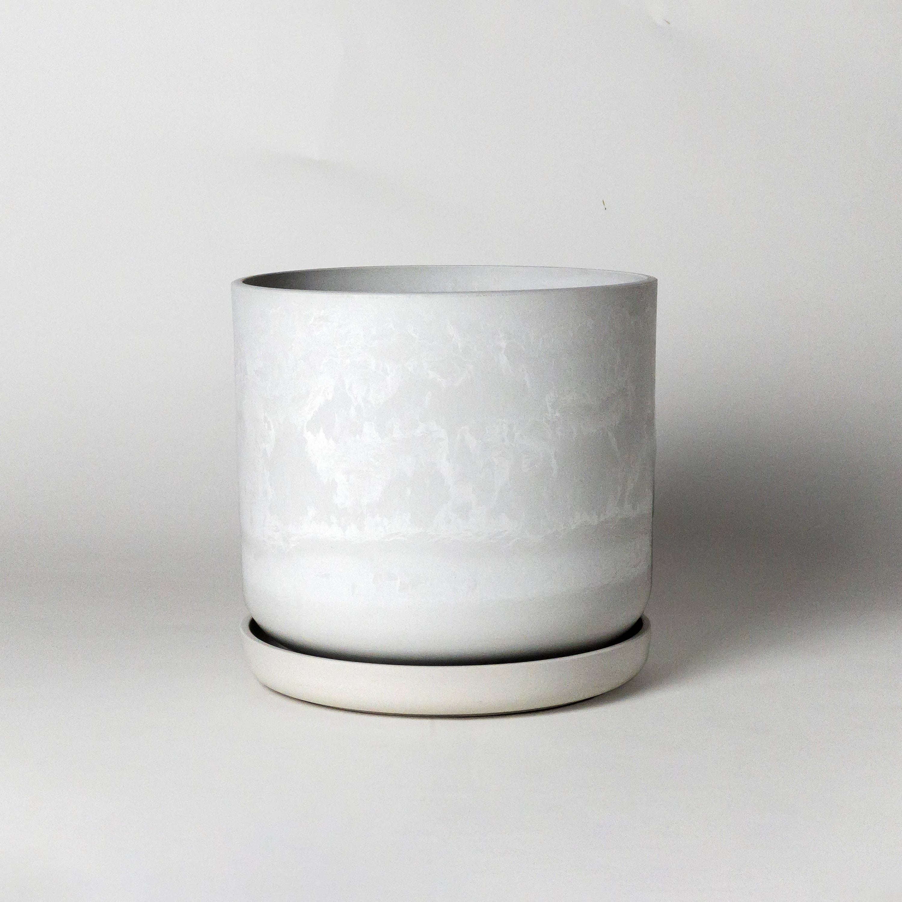 9" Signature Stone Planter & Saucer | White Stone